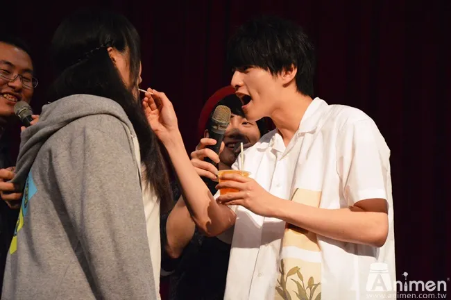 【现场直击】2.5舞台剧演员「小南光司」与「赤泽辽太郎」来台举办见面会!两人害羞为粉丝喂食甜点♥