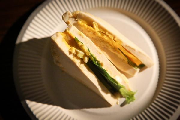 《东京喰种》期间限定cafe连德国人都来朝圣「超难吃三明治」！想不到难吃到让人难以忘记味道…？