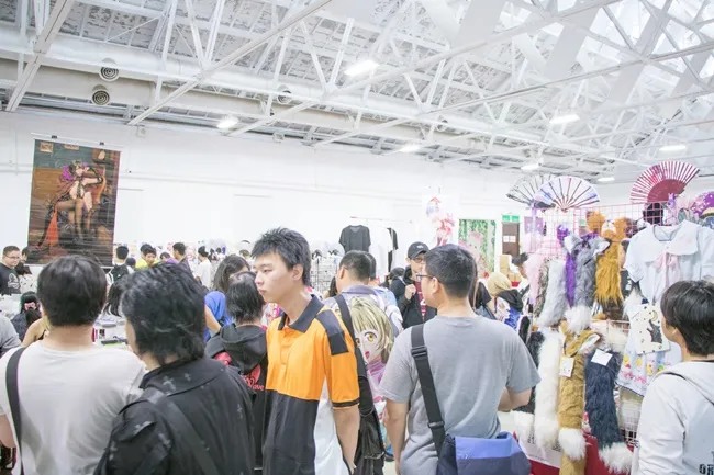 「Doujin Spirit 4 同人动漫创作祭」来不及解释了,看相片吧