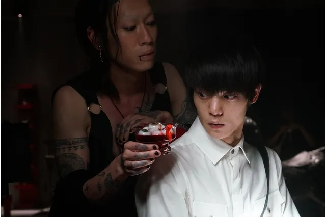 《东京喰种》真人版电影公开西尾锦&诗新剧照,重现原作氛围