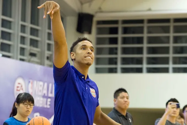 EA美商艺电「劲爆一夏 NBA LIVE Mobile球星见面会」High爆南山高中！