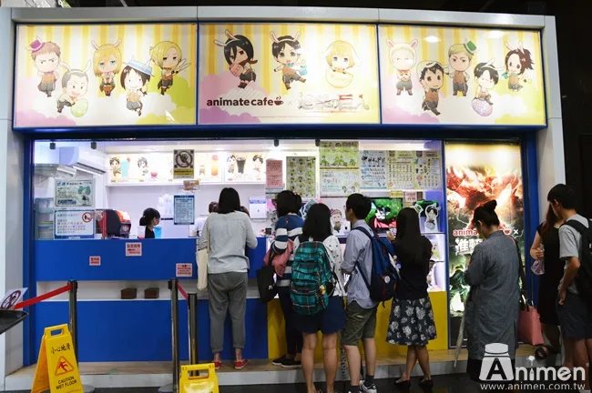 【现场直击】《进撃の巨人×animate cafe》调查兵团全换上兔子装啦♥可爱的模样萌到让你爱不释手!