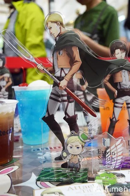 【现场直击】《进撃の巨人×animate cafe》调查兵团全换上兔子装啦♥可爱的模样萌到让你爱不释手!
