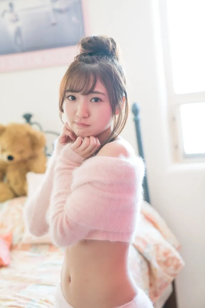 会萌也会野-丰田萌绘首套个人写真集『moRe』7月26日发布
