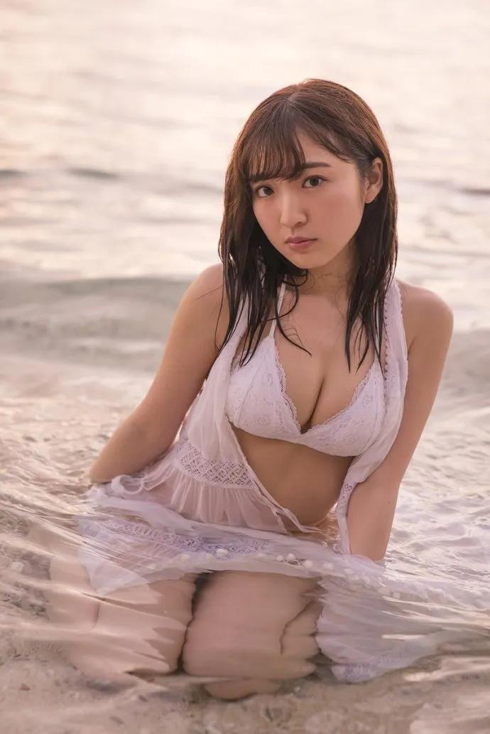 会萌也会野-丰田萌绘首套个人写真集『moRe』7月26日发布-绝对领域