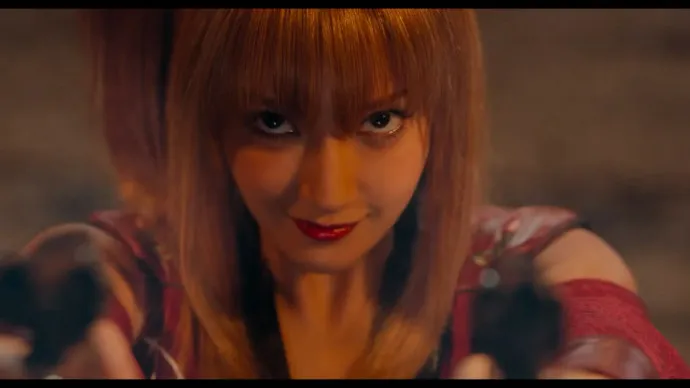 桥本环奈抠鼻囧镜出现-『银魂』真人电影预告片第二弹公布