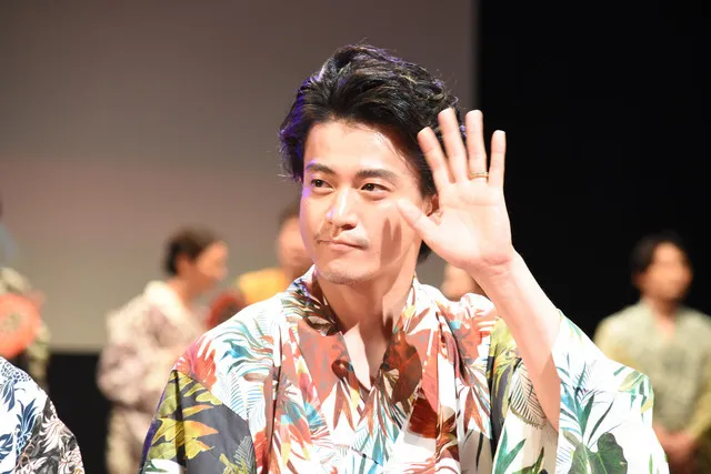 『银魂』真人电影日本首映礼举办 十四位主演集体出席期待票房大卖!