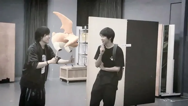 舞台剧《数码宝贝大冒险tri.~8月1日的冒险~》8位被选召的孩子们定装照全出炉囉!原来数码兽们真的跑到三次元了w
