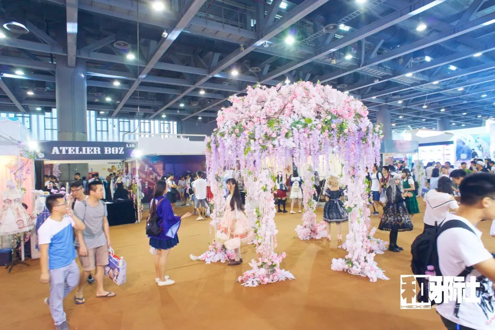 厂商诚意满满 妹子争奇斗艳-广州萤火虫Cosplay 图报 + 游场手记