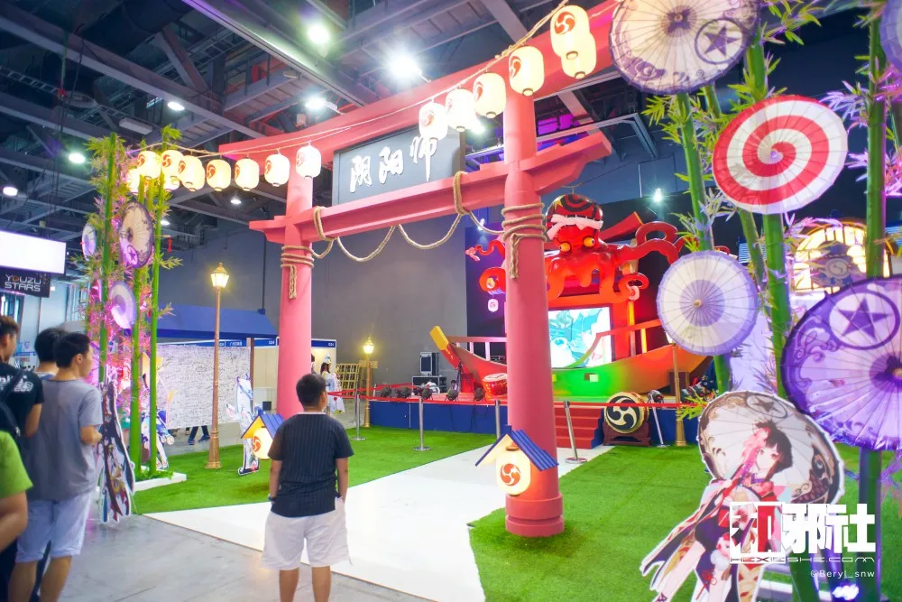 厂商诚意满满 妹子争奇斗艳-广州萤火虫Cosplay 图报 + 游场手记