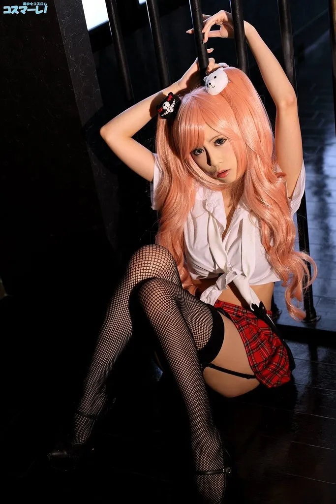 渔网吊带 裙下风光-『弹丸论破』江之岛盾子COSPLAY