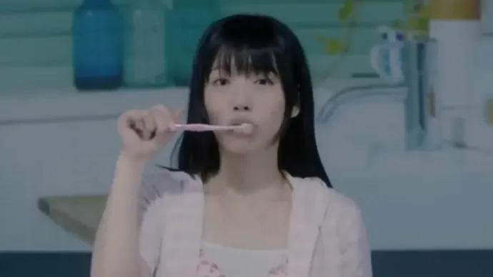 学生妹 OL 购物狂-内田真礼明治乳饮品Savas Milk场景广告