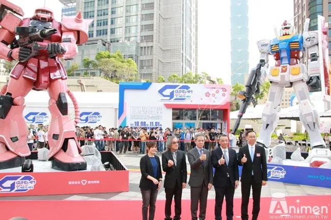【现场直击】巨型钢弹&萨克现身台北!钢弹展【GUNDAM docks at TAIWAN】限期登场