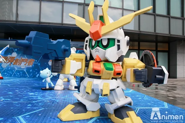 【现场直击】巨型钢弹&萨克现身台北!钢弹展【GUNDAM docks at TAIWAN】限期登场