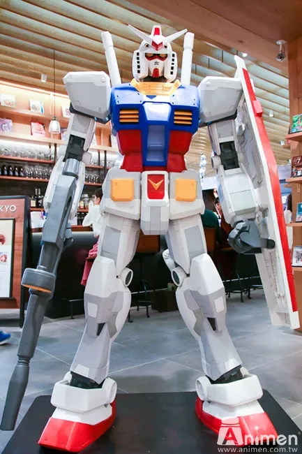【现场直击】巨型钢弹＆萨克现身台北！钢弹展【GUNDAM docks at TAIWAN】限期登场