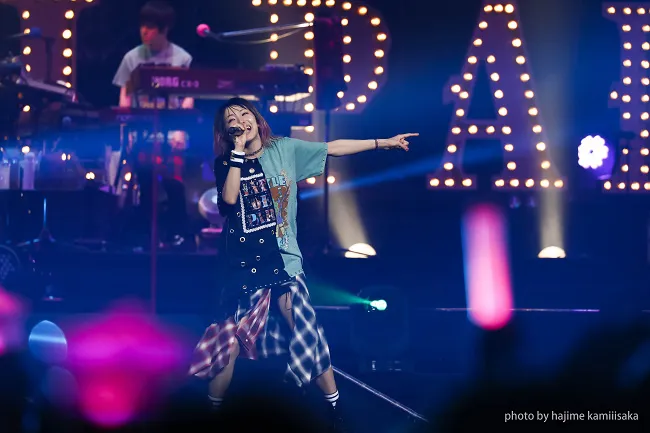 LiSA ~LiTTLE DEViL PARADE~2017台湾不插电演唱会 近距离撼动歌迷 就在12/9、10台北、台中开唱
