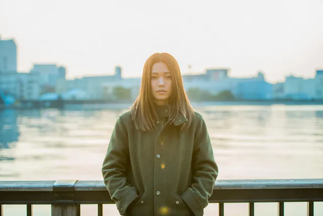 《我很好》真人版电影演出剧照释出,呈现日本泡沫时代都市高中生的生活样貌