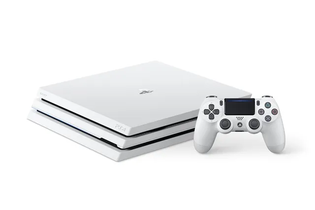 PlayStation®4 Pro推出第一款新色「冰河白」将于11月24日在台登场