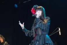 聲優歌手「村川梨衣」第2張專輯《RiESiNFONiA》確定在2018年2月底上市，第2屆演唱會資訊一併釋出！-绝对领域