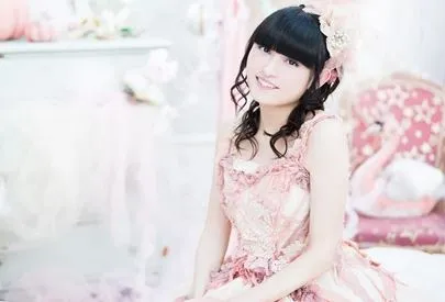 人气声优歌手「田村由香里」宣布演唱《ISLAND》动画片头主题曲，同时也会担任作为剧中声优参与演出！-绝对领域