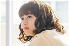 《Honey ~亲爱的~》真人版电影公开以女主角小暮奈绪为特写的新宣传影片-绝对领域