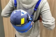 布偶周边「もちもちマスコット」系列再进化★《刀剑乱舞》三日月的趴趴娃娃变成小背包啦XD！-绝对领域