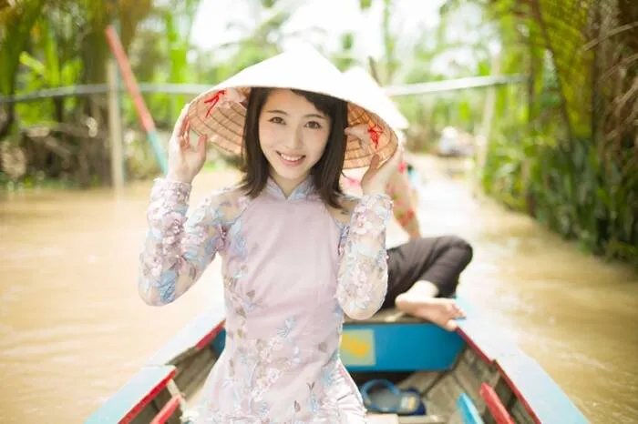 滨边美波 写真年历