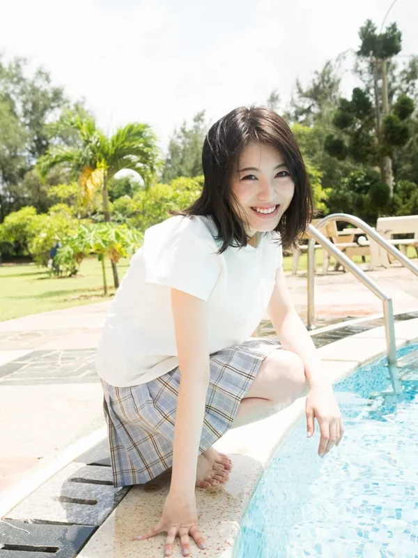 滨边美波 写真年历