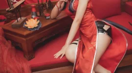 《明日方舟》岁红霞–陈cosplay-绝对领域