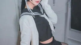 爱宕jk-绝对领域