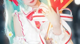 初音未来17周年cos-绝对领域