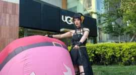 间谍过家家代号白全国首映礼北京蓝色港湾嘉年华约尔cos卡琳娜cos黄昏现场向我求婚-绝对领域