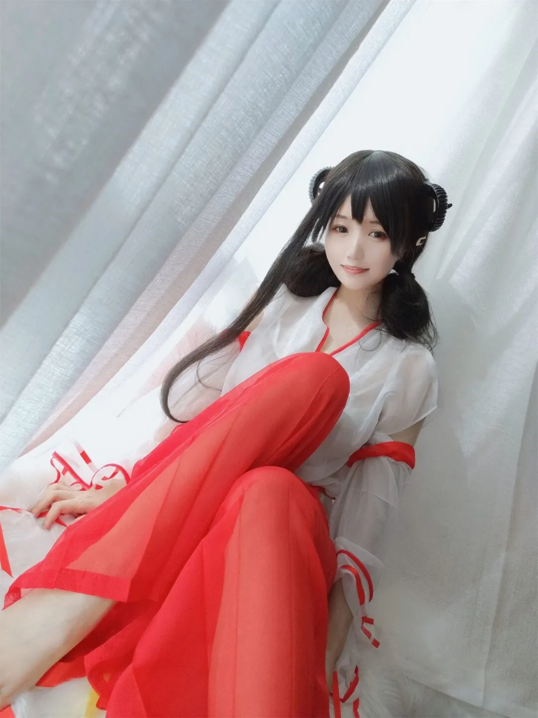 巨乳巫女美少女性感私房写真-16