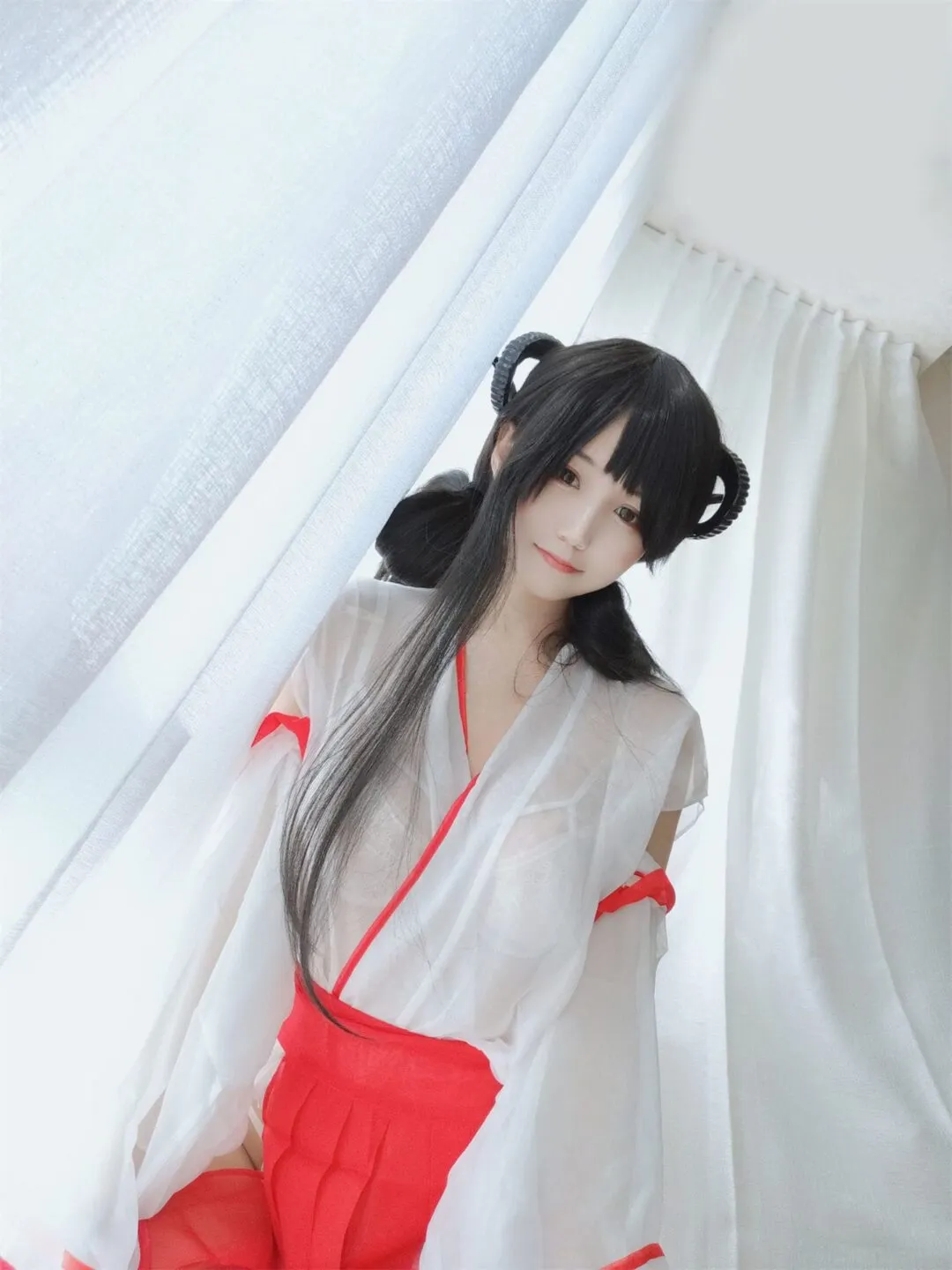 巨乳巫女美少女性感私房写真-19
