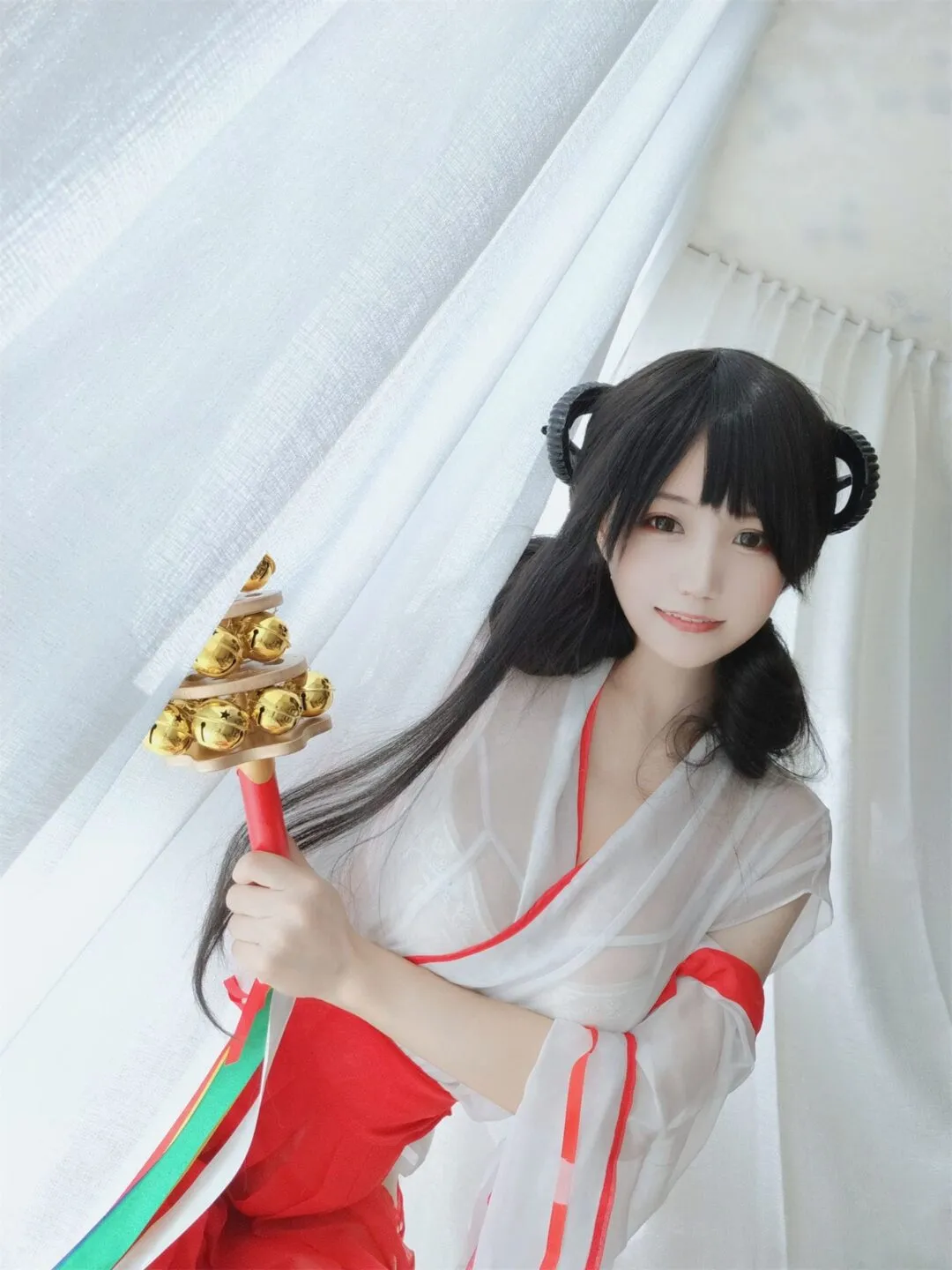 巨乳巫女美少女性感私房写真-20