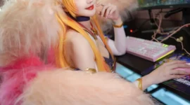 《云顶之弈》星之守护者阿狸cosplay-绝对领域