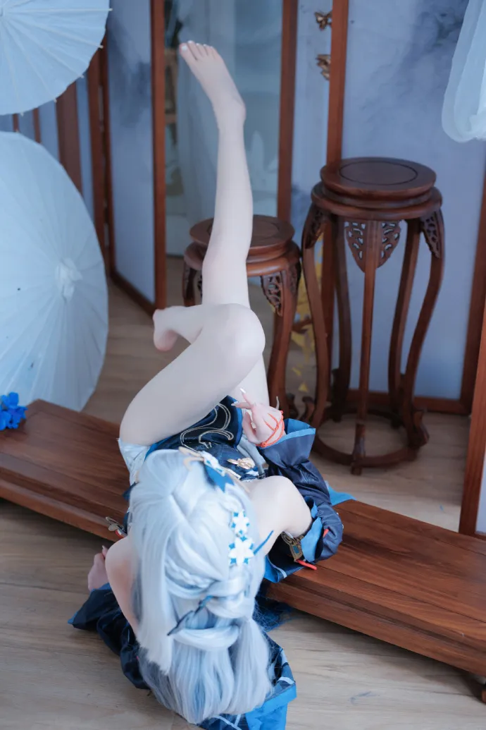 申鹤 海灯节『冷花幽露』cos-绝对领域