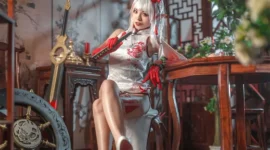 《明日方舟》乐逍遥·年cosplay-绝对领域