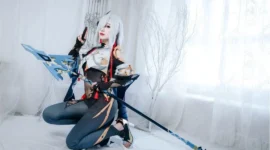 《原神》申鹤cosplay-绝对领域