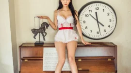 美女内衣写真-绝对领域