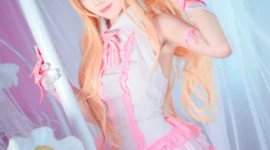 刀剑神域偶像歌手亚丝娜cosplay-绝对领域
