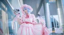 《东方projec》蕾米莉亚·斯卡雷特cosplay-绝对领域