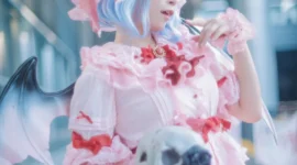《东方projec》蕾米莉亚·斯卡雷特cosplay-绝对领域
