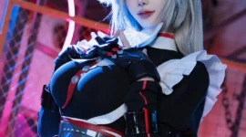 《绝区零》亚历山德丽娜cosplay-绝对领域