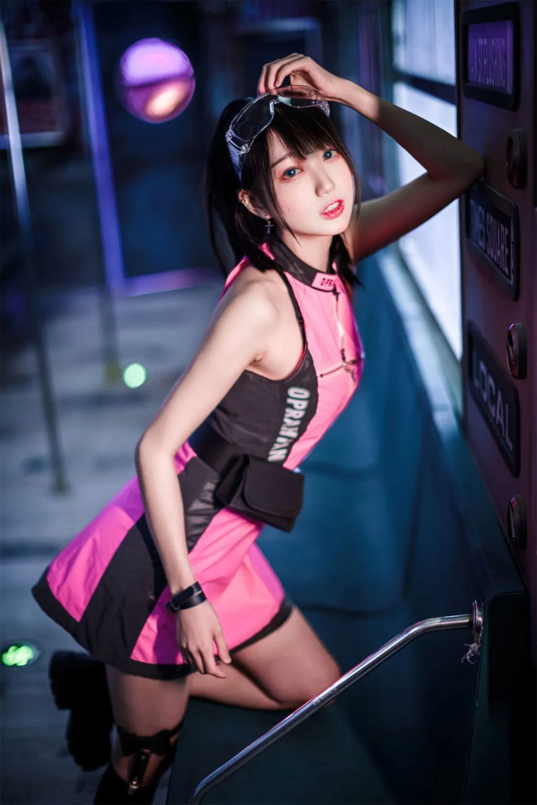 性感宅女科技风性感写真-12