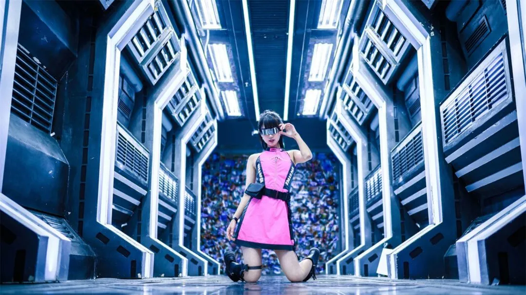 性感宅女科技风性感写真-18