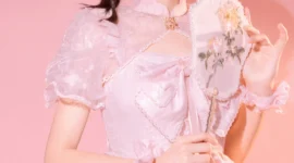 粉色精灵少女Lolita-绝对领域