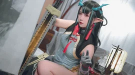 《明日方舟》夕 • 染尘烟cosplay-绝对领域