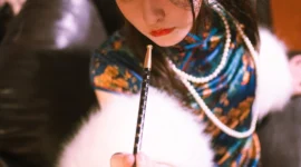 少女气质旗袍写真-绝对领域