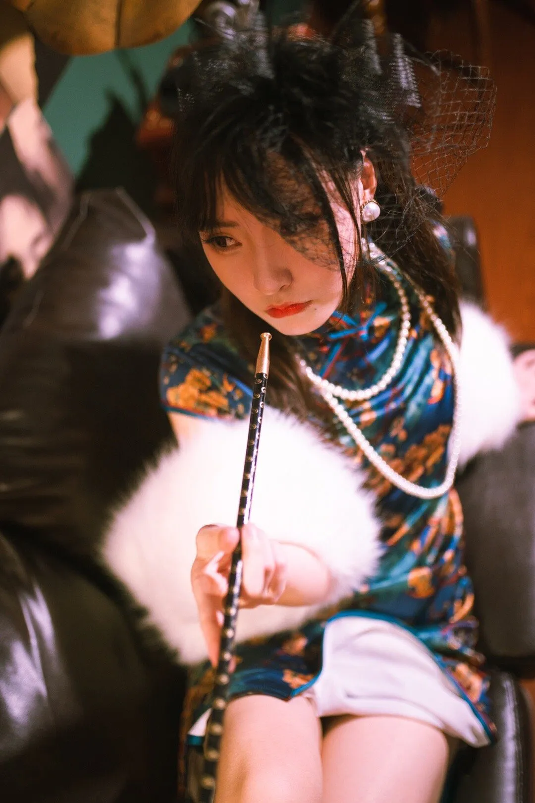 少女气质旗袍写真-绝对领域